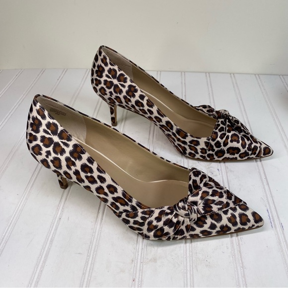 Ann Taylor Leopard fabric heels - Picture 1 of 9